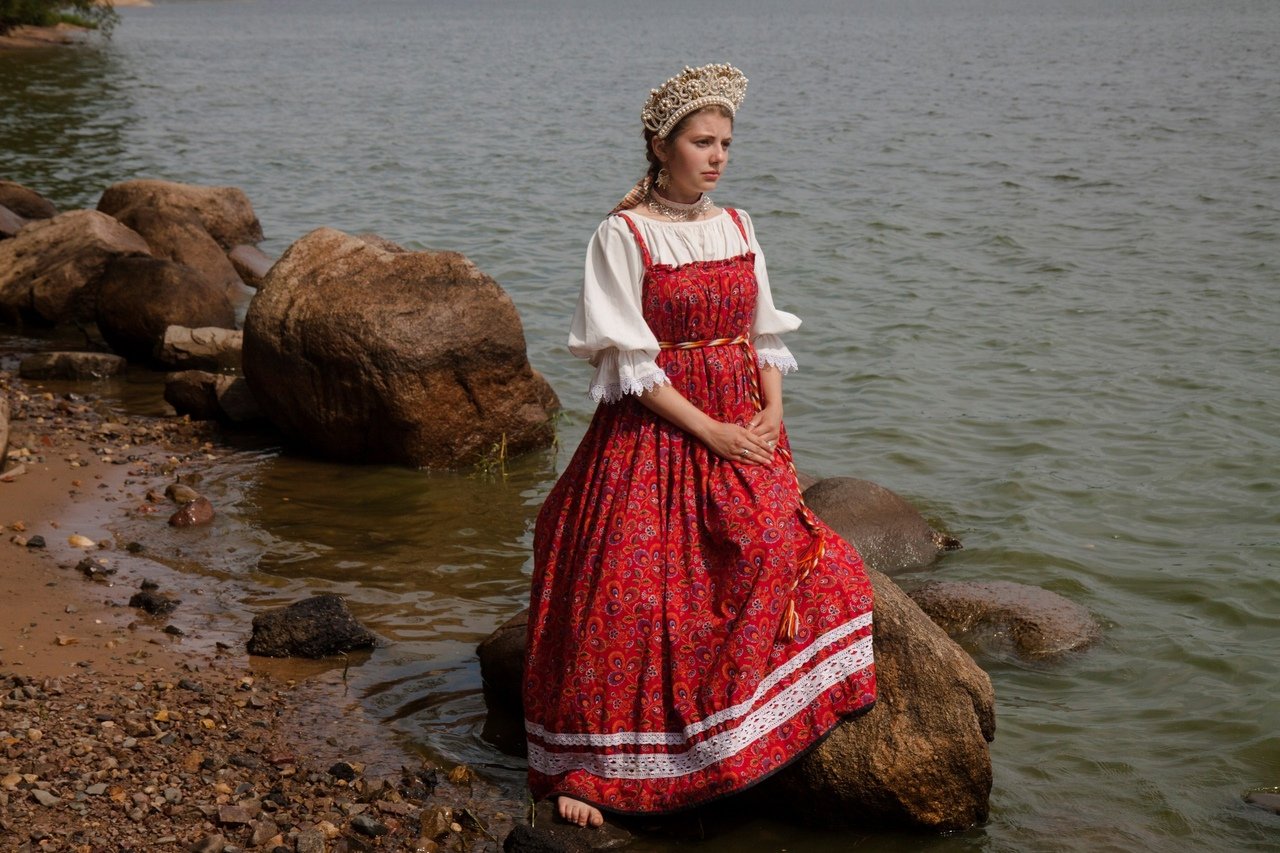 Women in Slavic costumes in Soacha