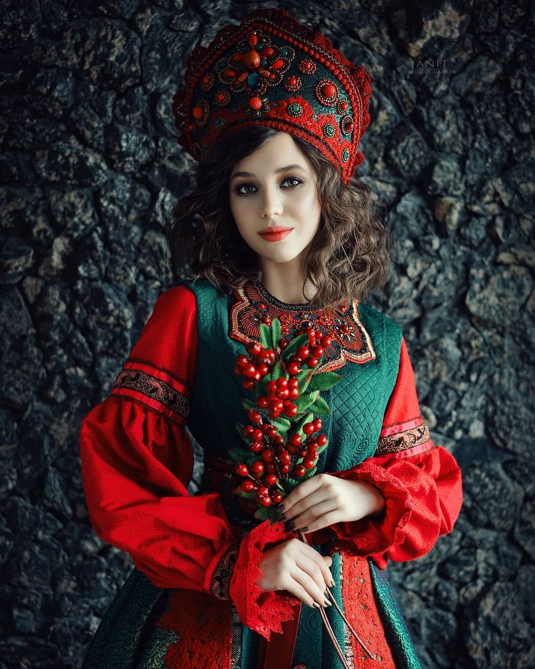 Nude girl Women in Slavic costumes in Soacha