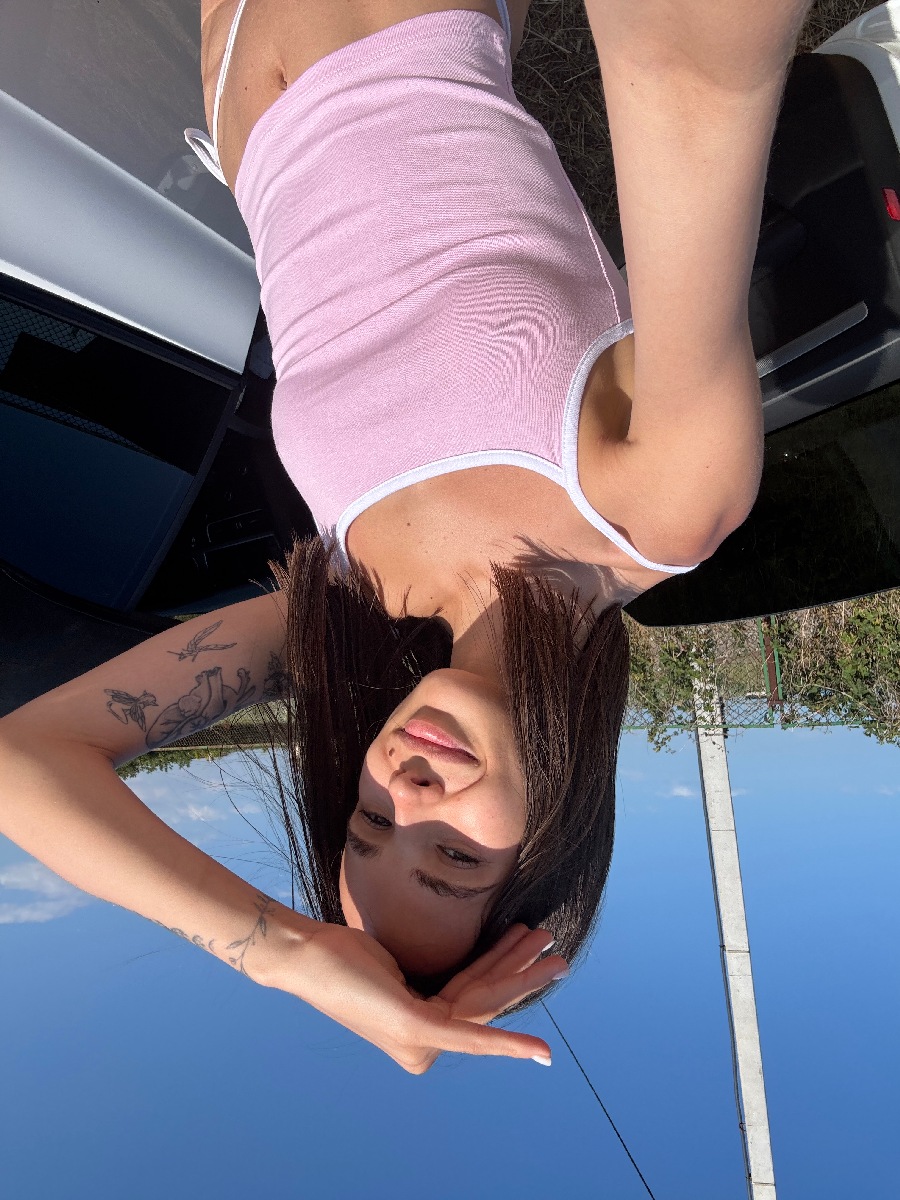 Sexy model Tina in Soacha